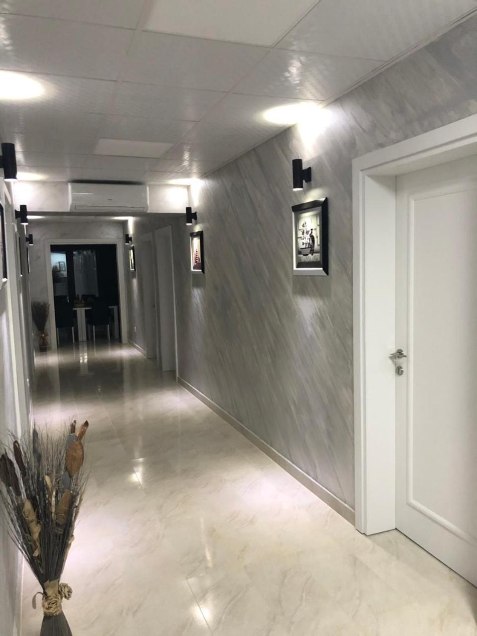 Mark'S Palace Niksic ภายนอก รูปภาพ