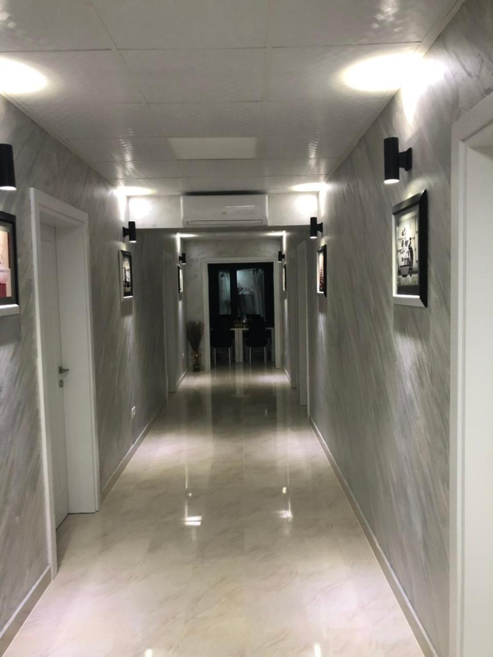 Mark'S Palace Niksic ภายนอก รูปภาพ